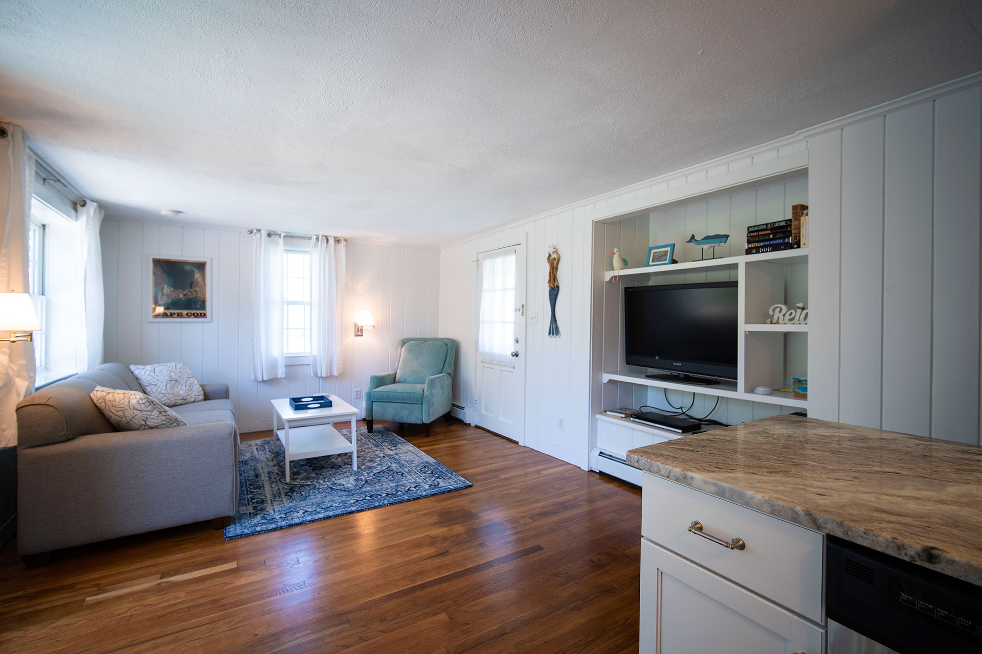 1 Bedroom Cottage Rental Cape Cod Living Area